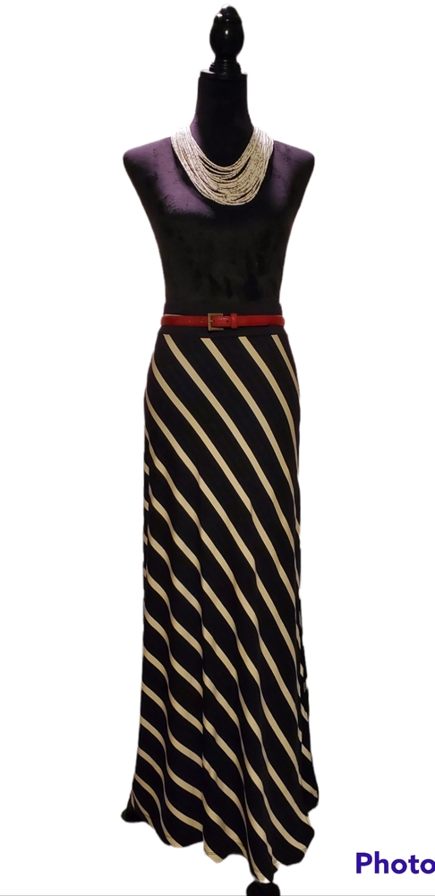 Ann Taylor Maxi Skirt Sz M ~ Navy Blue and White Diagonal  Stripes